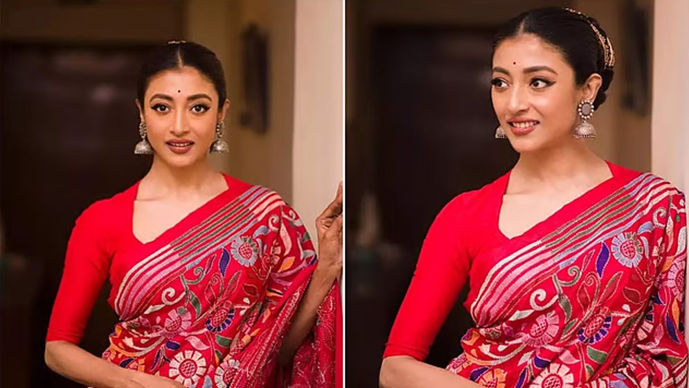 পাওলির শাড়ির রঙে মুগ্ধ জয়া