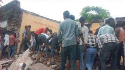 ধসে পড়ল স্কুলের ছাদ, ৪ শিশু নিহত