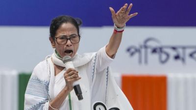 প্রয়োজনে আবার ভাষা আন্দোলন, হুঁশিয়ারি মমতার