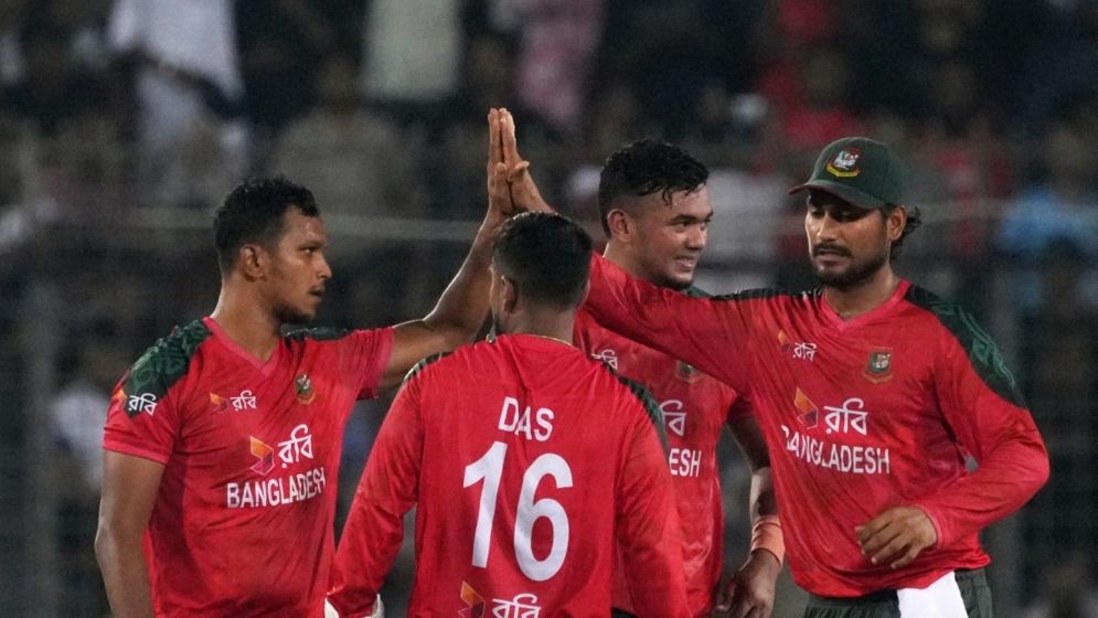 এশিয়া কাপের আগে আরেকটি সিরিজে চোখ লিটনের