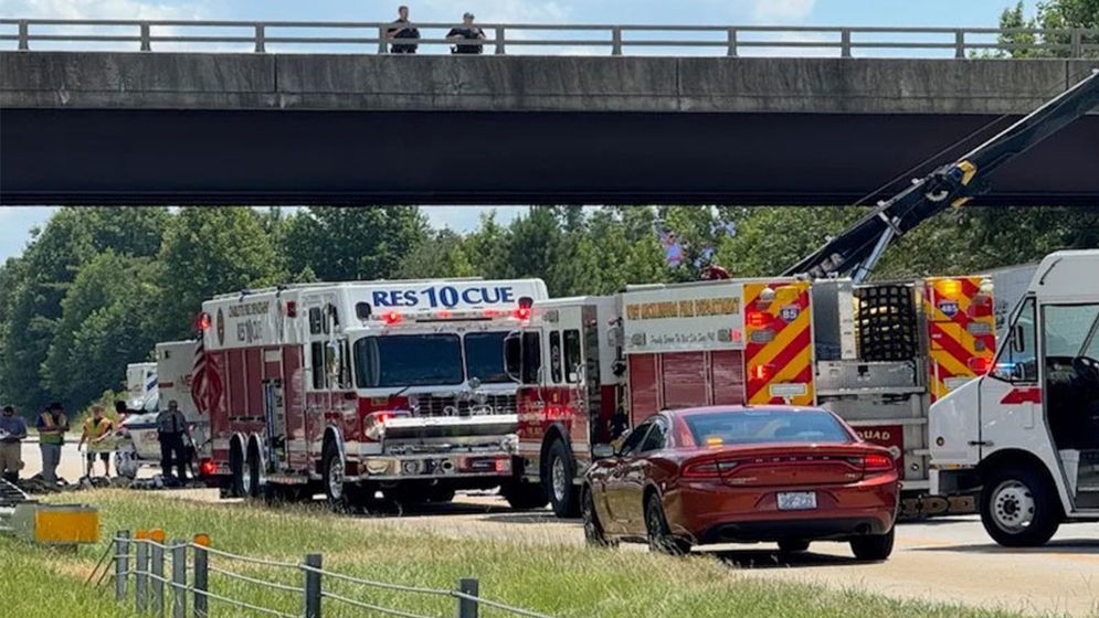 যুক্তরাষ্ট্রে ভয়াবহ সড়ক দুর্ঘটনায় নিহত ৬
