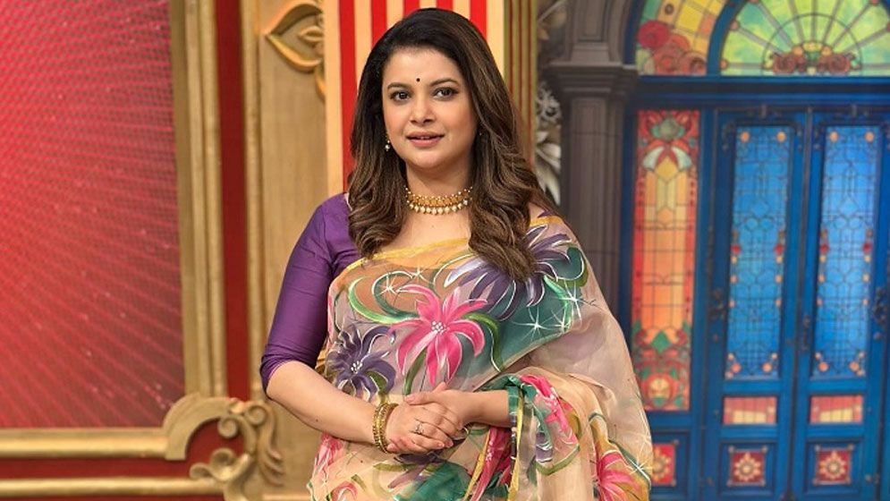 হঠাৎ চটলেন কেন শবনম ফারিয়া?