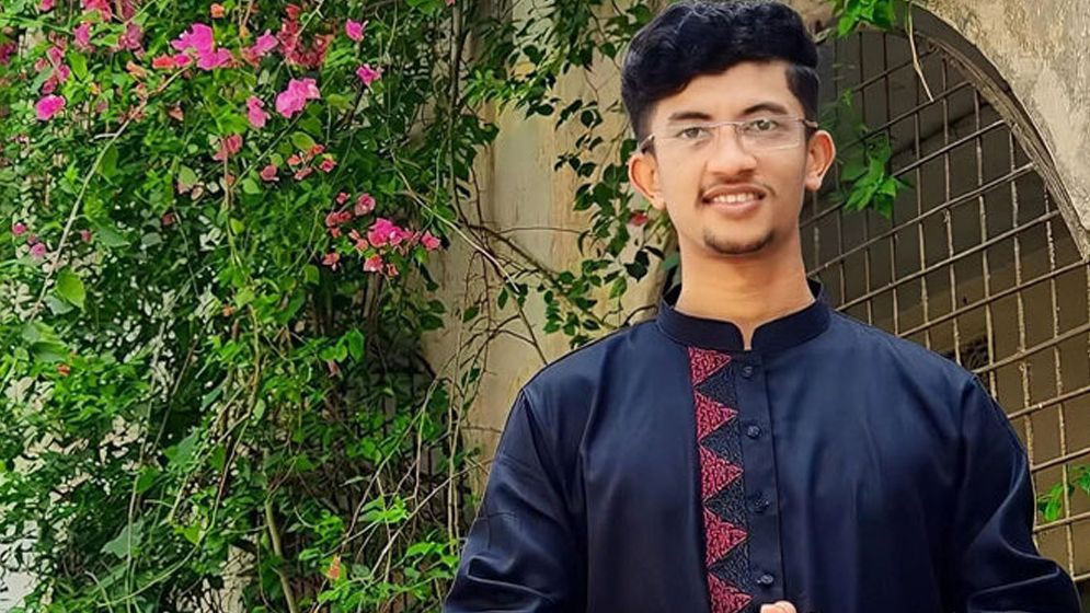 ৫ আগস্টের পর ‘আলাদিনের চেরাগ’ পান রিয়াদ