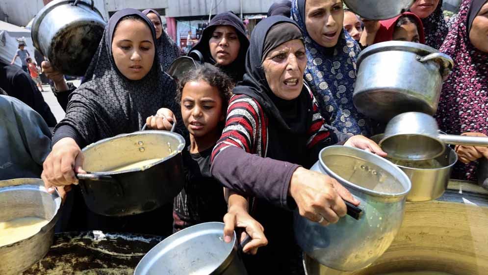 গাজায় একদিনে অনাহারে প্রাণ গেল ১৪ ফিলিস্তিনির