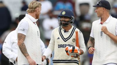 ‘হ্যান্ডশেক’ বিতর্কে আবারও আলোচনায় স্টোকস-জাদেজা