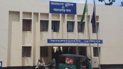 ছেলেকে খুন করে থানায় বাবা-মা!