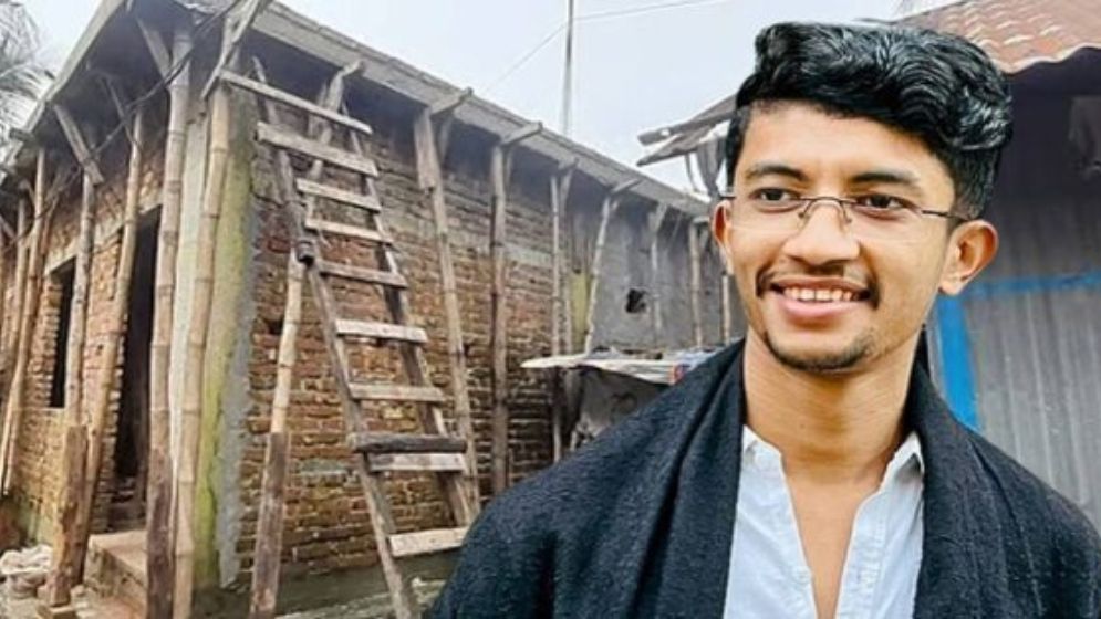 চাঁদা তুলে রিয়াদের পড়ার খরচ মেটাতেন স্থানীয়রা