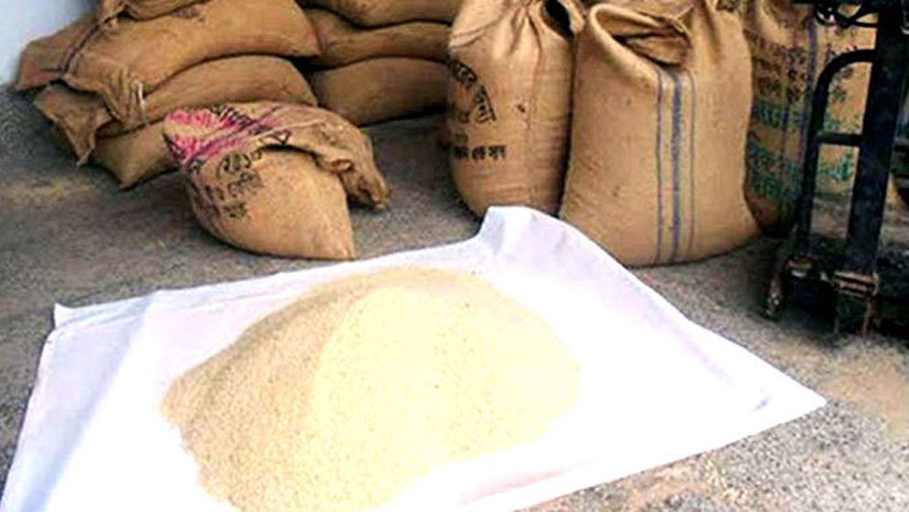 এতিমের চাল অর্ধেক খায় ‘স্যারেরা’