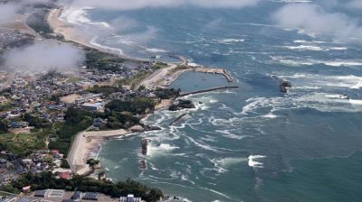 জাপানে সুনামির আঘাত, আরও ভয়াবহ ক্ষতির আশঙ্কা