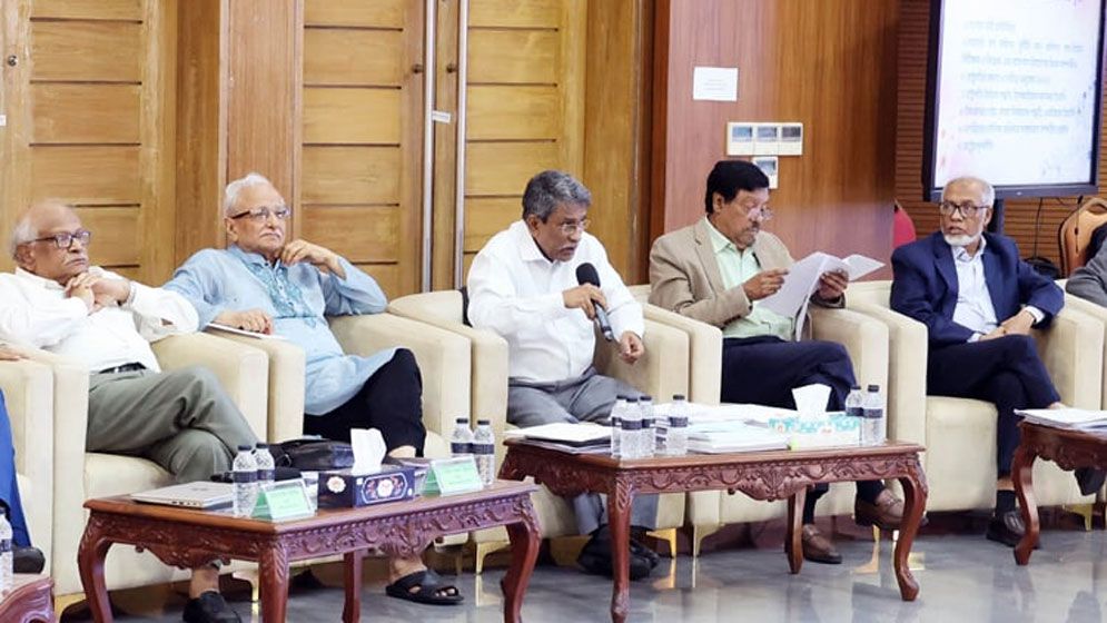 বৃহস্পতিবার গ্রহণযোগ্য খসড়া সনদ সব দলকে দেবে ঐকমত্য কমিশন