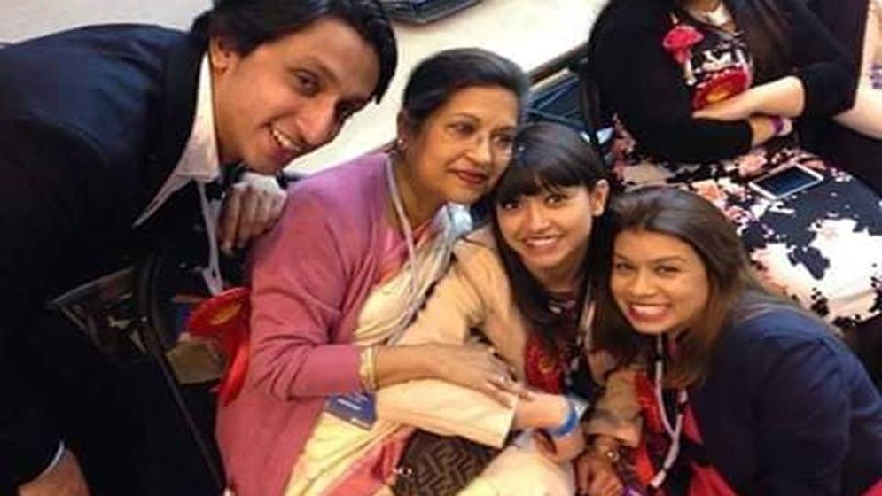 শেখ রেহেনাসহ ৩ সন্তানের বিরুদ্ধে পরোয়ানা জারি