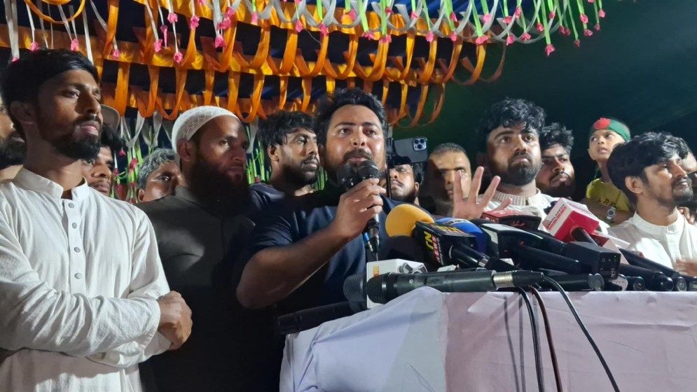 হাসিনাকে ১০ বার ফাঁসি দিলেও অপরাধ কমবে না: নাহিদ ইসলাম