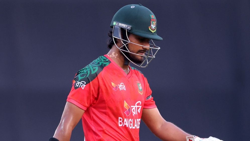আন্তর্জাতিক গণ্ডি থেকে সরে যেতেই নাঈমের ব্যাটে ঝড়, যা বললেন কোচ
