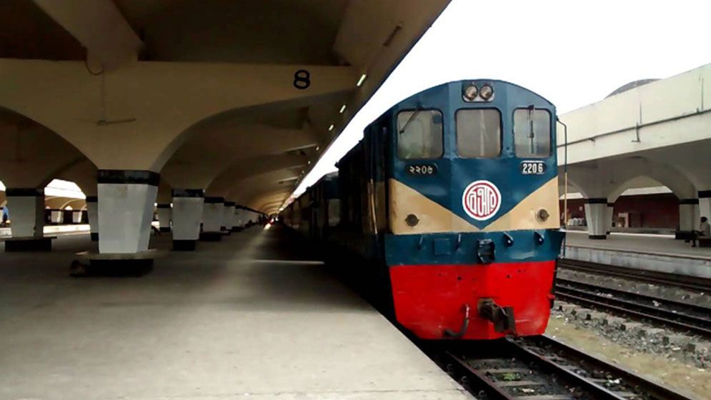 ছাত্র-জনতা পরিবহণে ৮ জোড়া ট্রেন ভাড়া করেছে সরকার