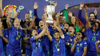 মার্তা-জাদুতে ৮ গোলের নাটকীয় ফাইনালে নবম শিরোপা ব্রাজিলের