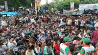 শাহবাগে ছাত্রদলের সমাবেশে নেতাকর্মীদের ঢল