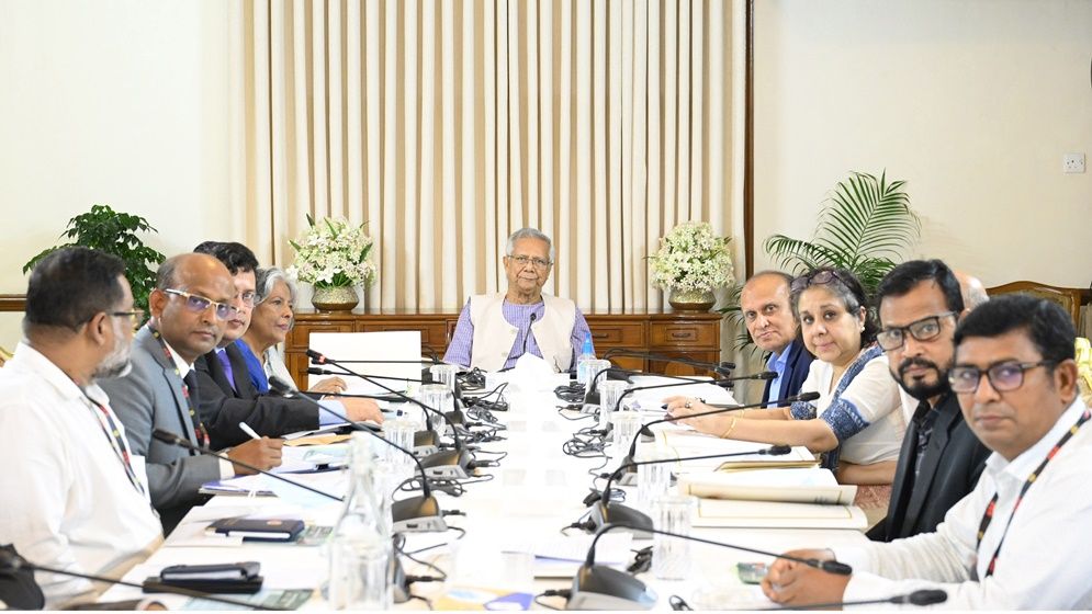 প্রান্তিক জনগোষ্ঠীর সেবা নিশ্চিত করতে সমাজসেবা কর্মকর্তাদের প্রধান উপদেষ্টার নির্দেশ