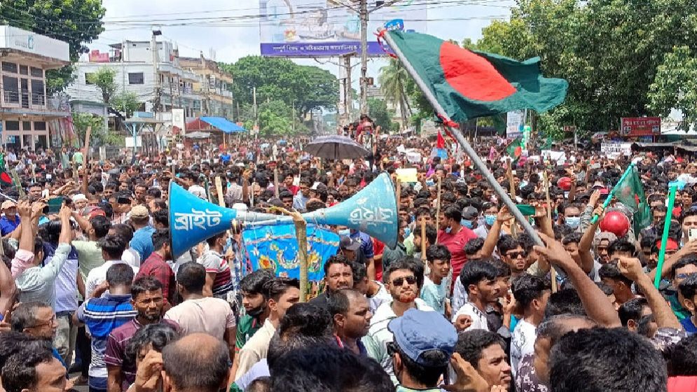 সেদিন ঝিনাইদহে শোক-আর্তনাদ ছাপিয়ে গিয়েছিল বিজয়োল্লাস