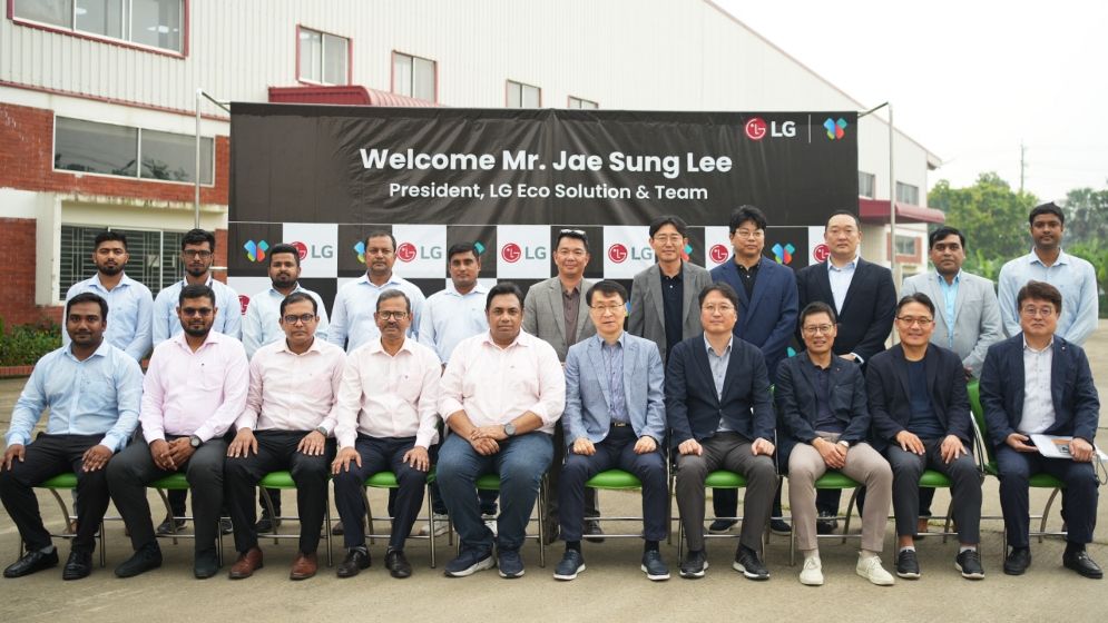 বাংলাদেশ সফরে এলজি ইকো সল্যুশনের প্রেসিডেন্ট জোসাং লি, বাটারফ্লাই গ্রুপের ফ্যাক্টরি ও শোরুম পরিদর্শন