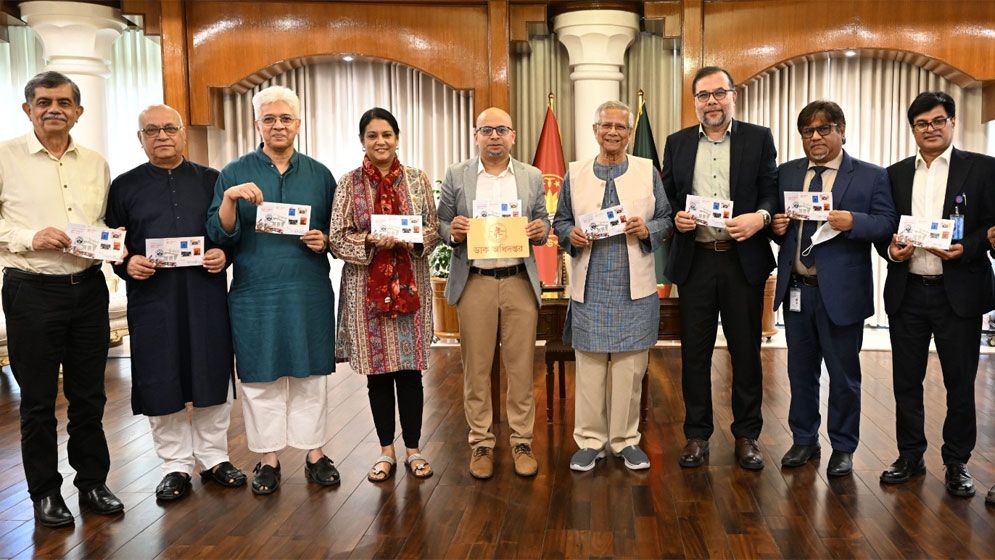 জুলাই গণঅভ্যুত্থান দিবস উপলক্ষে স্মারক ডাকটিকিট অবমুক্ত
