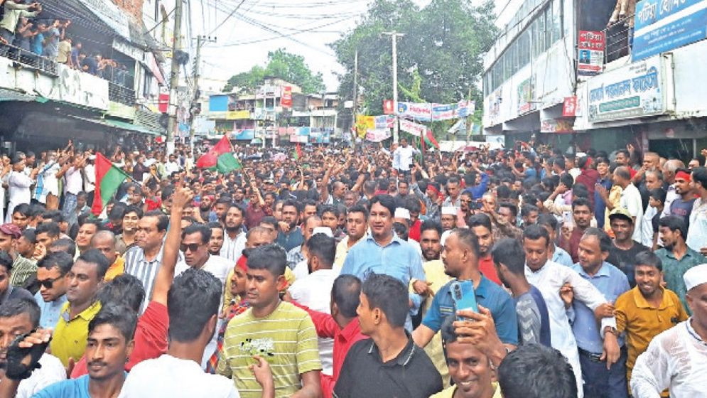 বিভিন্ন স্থানে বিএনপির মিছিলে ৪ নেতার মৃত্যু