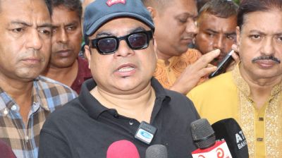 পাইকগাছার পল্লীতে বাসস চেয়ারম্যানের উদ্যোগে ২০০০ চক্ষু রোগীর চিকিৎসা