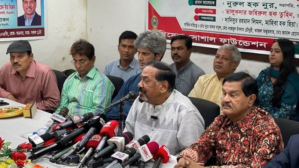 জামায়াতকে নিয়ে যে মন্তব্য করলেন মেজর হাফিজ