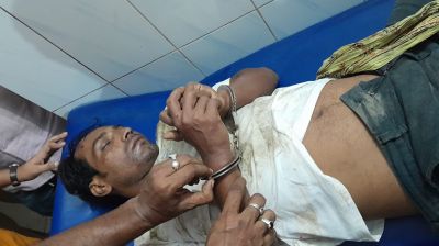 ১৫ মামলার আসামি গ্রেফতার