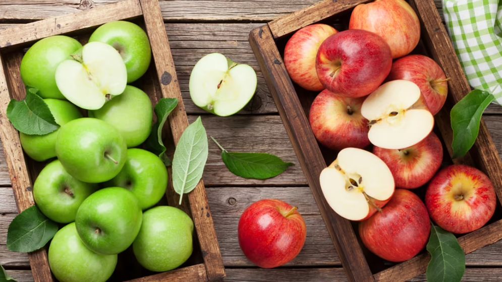 লাল নাকি সবুজ আপেল, কোনটি বেশি স্বাস্থ্যকর?