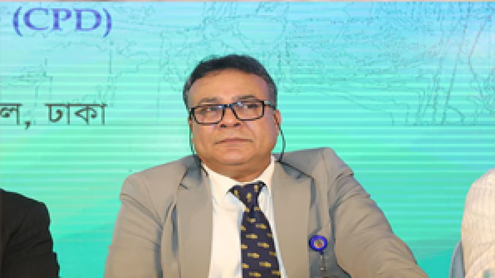‘অন্তর্বর্তীকালীন সরকারের ৩৬৫ দিন’শীর্ষক সংলাপে বক্তব্য রাখছেন জাতীয় বিশ্ববিদ্যালয়ের উপাচার্য এ এস এম আমানুল্লাহ। ছবি-সংগৃহীত