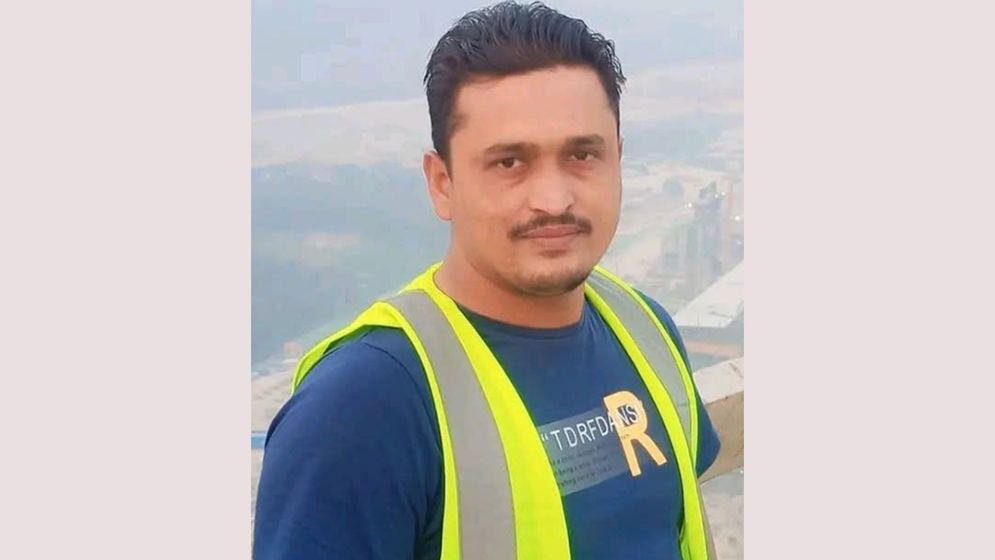 পরকীয়া প্রেমিককে ডেকে এনে চার খণ্ড, মিলাদ পড়ালেন ‘খুনি’ দম্পতি