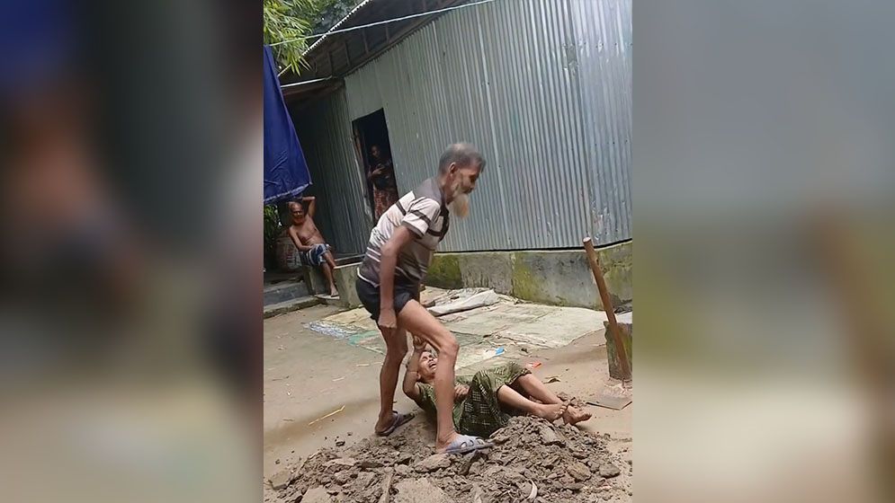 পক্ষাঘাতগ্রস্ত স্ত্রীকে জীবন্ত কবর দেওয়ার চেষ্টা