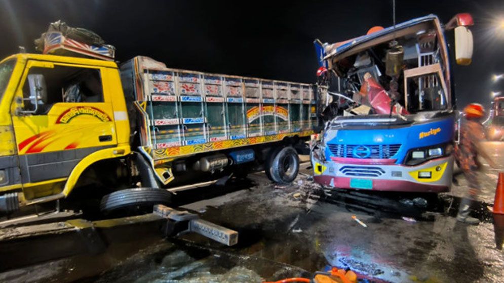 সাড়ে পাঁচ বছরে সড়কে ৩৭ হাজার ৩৮২ জনের প্রাণহানি