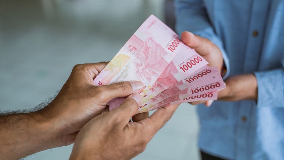 সমিতির জাকাতের টাকা থেকে ঋণ দেওয়া যাবে?