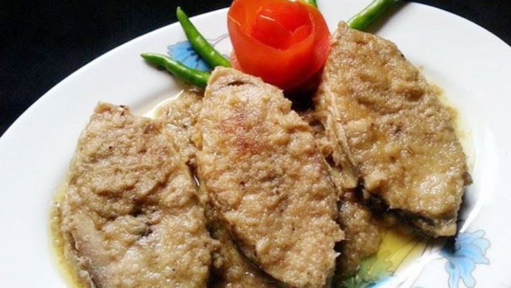 নারিকেল দুধে ইলিশ কোরমা