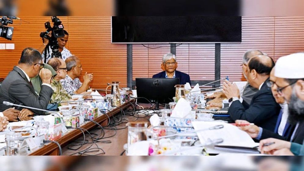 যুক্তরাষ্ট্র থেকে ২টি জাহাজ কিনছে সরকার, খরচ ৯৩৬ কোটি টাকা