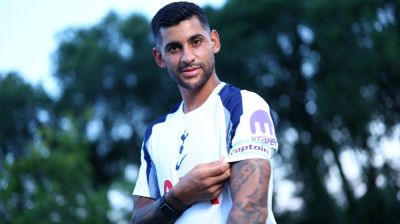 টটেনহ্যামের নেতৃত্বে বিশ্বকাপজয়ী রোমেরো, অভিষেকেই শিরোপার হাতছানি