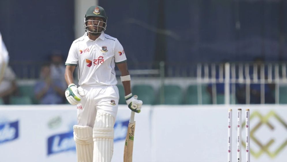 ব্যর্থতার পরও আবার সুযোগ পাচ্ছেন বিজয়