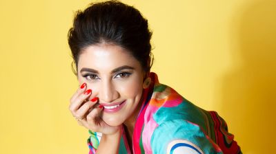 কেন মুম্বাই থেকে কলকাতায় ফিরে এলেন রুক্মিণী