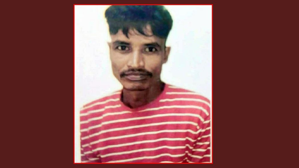 পিকনিকের নৌকা থেকে পড়ে রাজমিস্ত্রির মৃত্যু