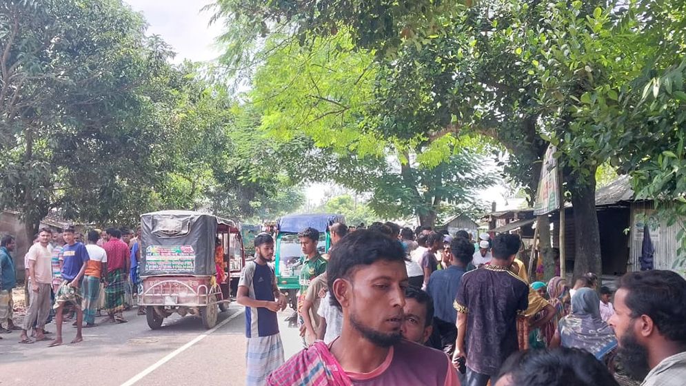 বাসের চাকায় পিষ্ট হয়ে বৃদ্ধের মৃত্যু