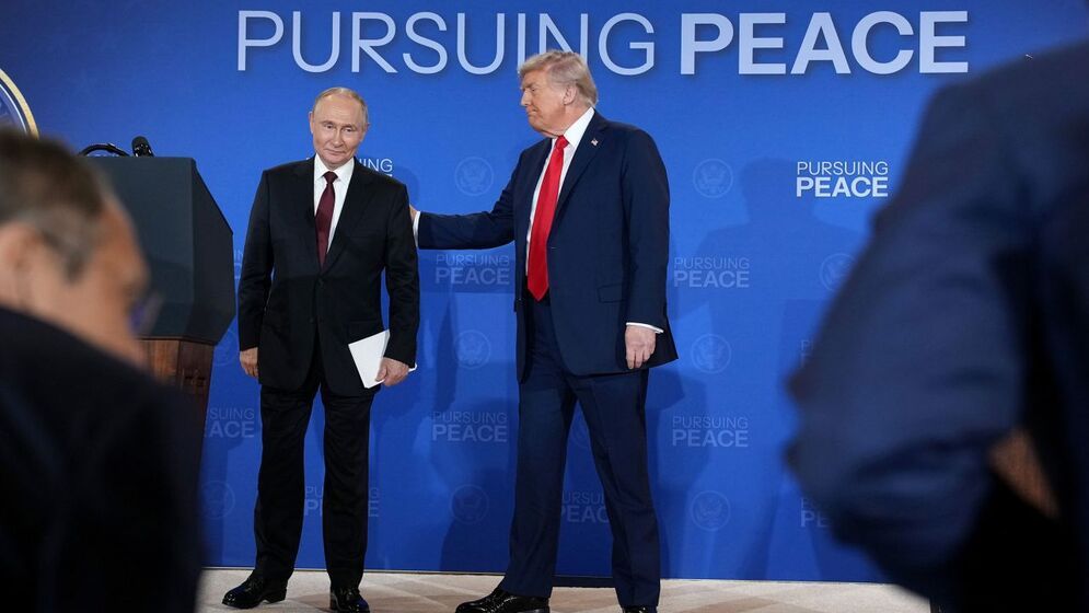 ট্রাম্প ছিলেন ক্লান্ত, আলোচনায় বিন্দুমাত্র নমনীয় হননি পুতিন