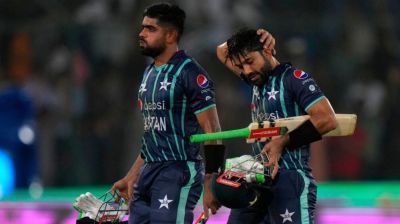 পাকিস্তানের এশিয়া কাপ স্কোয়াডে নেই বাবর-রিজওয়ান
