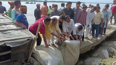 এনসিপির উদ্যোগে নদীভাঙন রোধের চেষ্টা