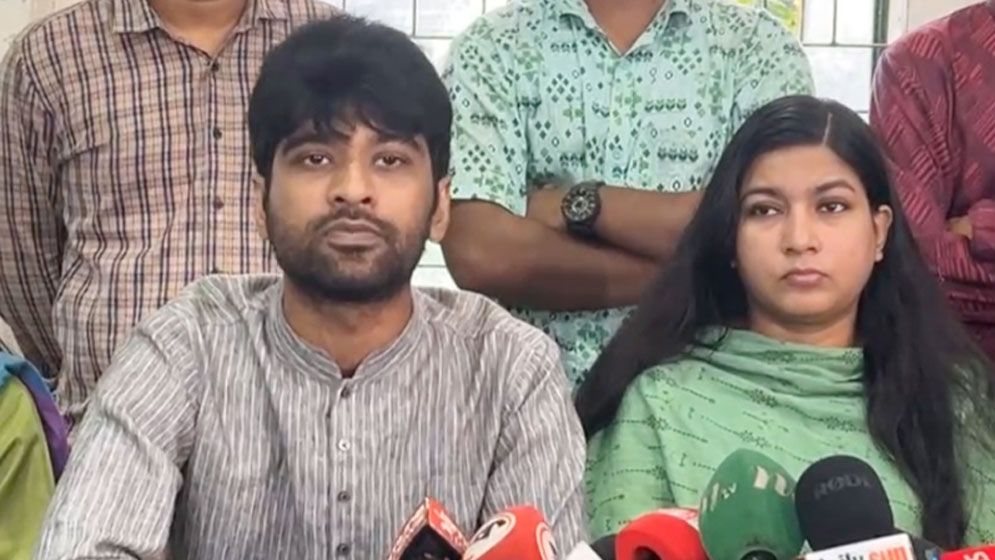 ইমিকে কি কৌশলে ‘রক্ষা’ করলেন মেঘমল্লার বসু?