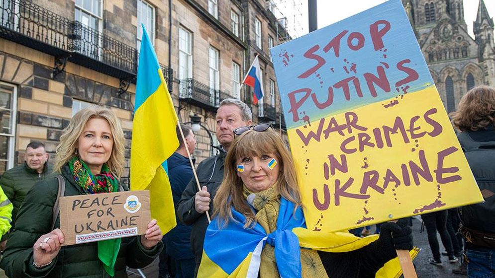 কিয়েভে আশার আলো, কিন্তু পুতিনে বিশ্বাস কম