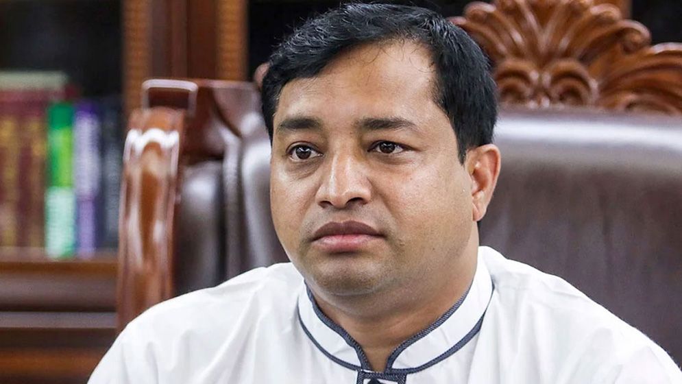 গাজীপুরের সাবেক মেয়র জাহাঙ্গীরসহ ৭ জনের বিরুদ্ধে দুর্নীতির মামলা