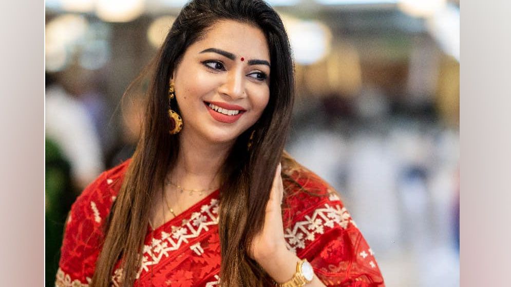 অনুমতি ছাড়া ছবি-ভিডিও ব্যবহার করায় অভিনেত্রী প্রভার ক্ষোভ