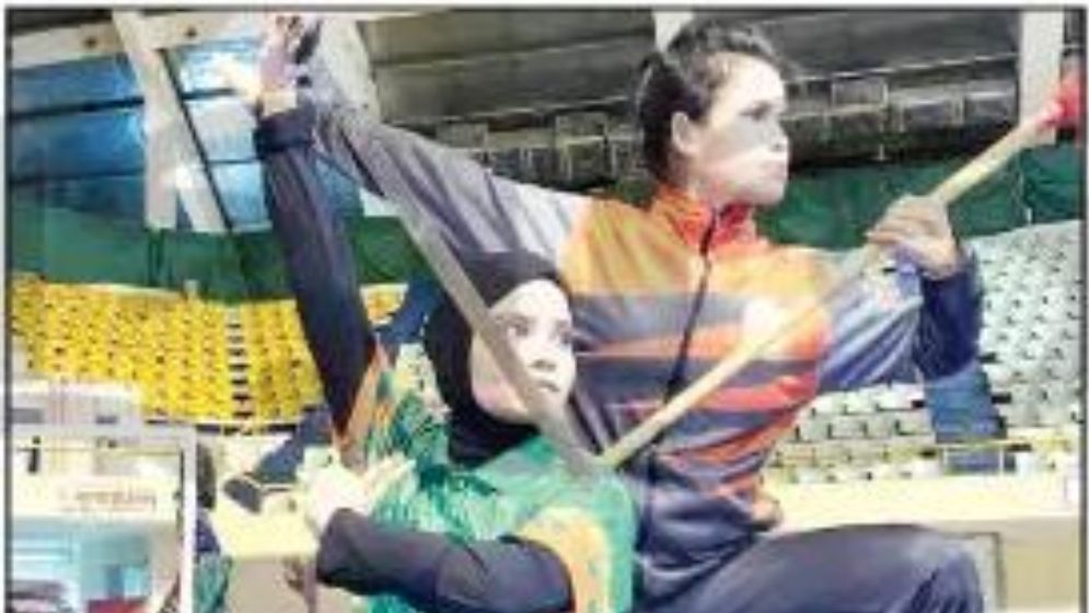 রুটি-কলা খেয়ে কি পদক জেতা যায়