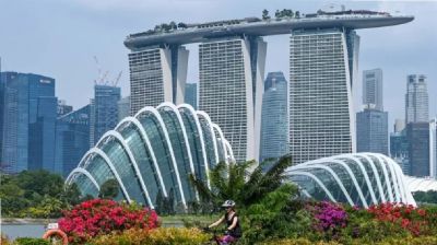 সিঙ্গাপুরের নাগরিকদের গড় আয়ু বাড়ল যেভাবে